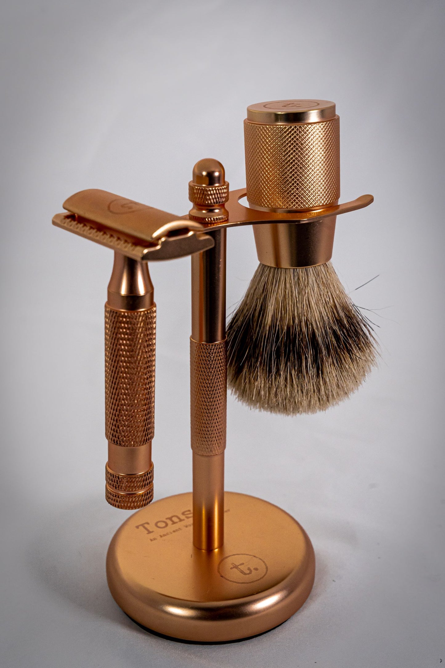 Silvertip Badger Hair Shave Kit - Razor & Shaving Brush - TONSOR