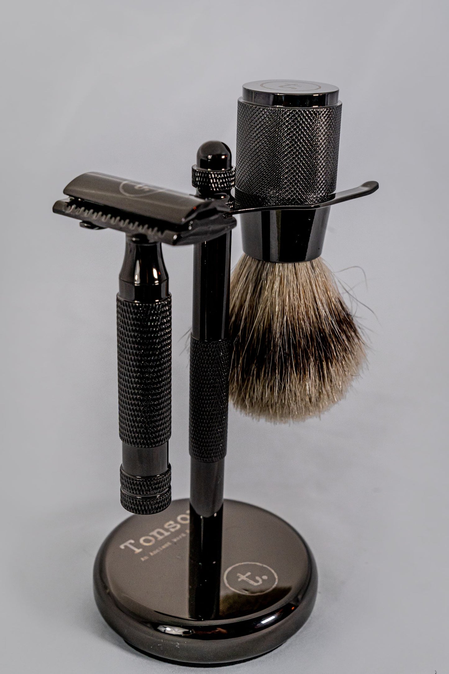 Luxury Shaving Kit for Men - Men's Shave Kit - TONSOR