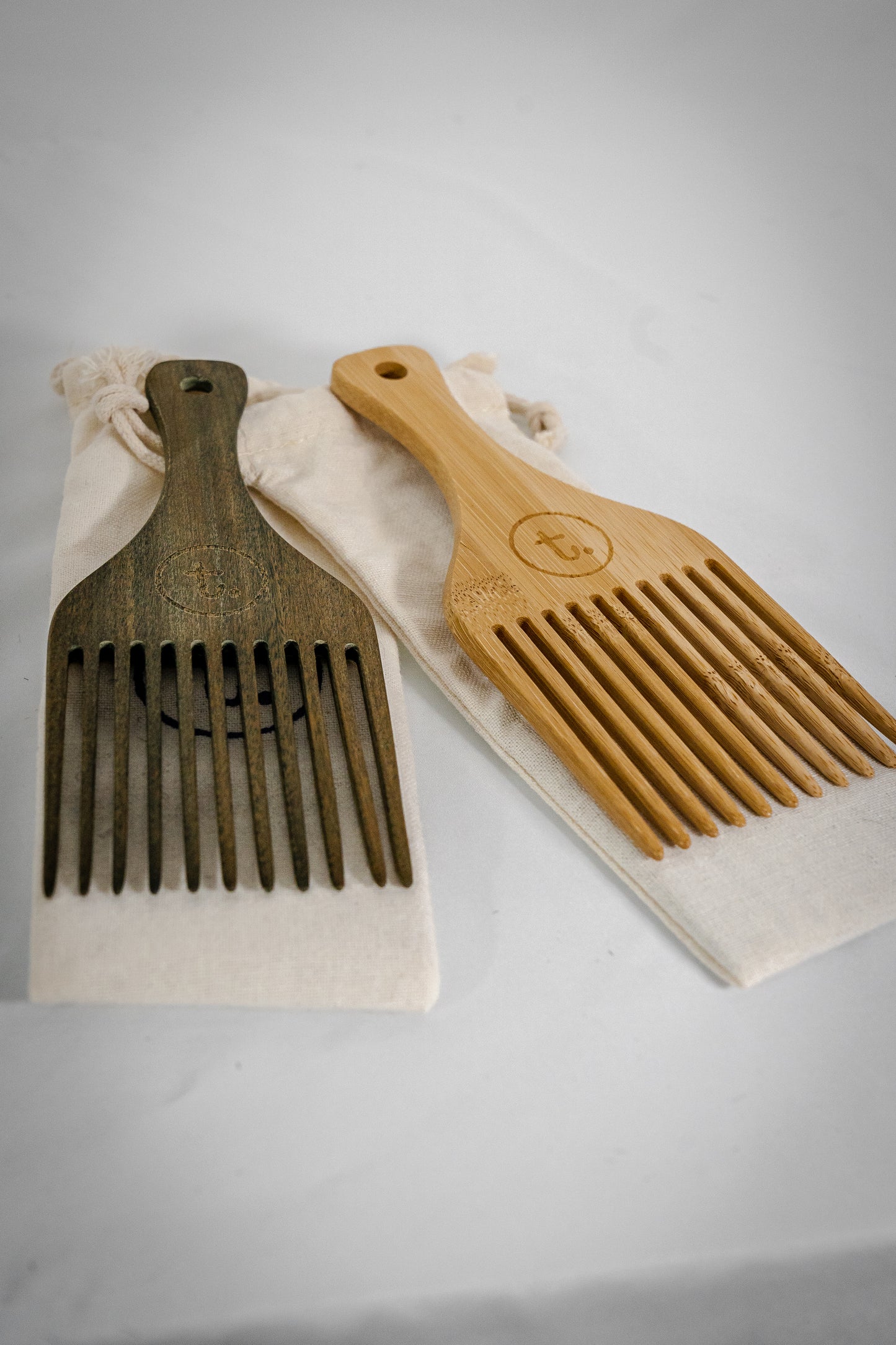 Best Beard Combs - Wood Beard Comb - TONSOR