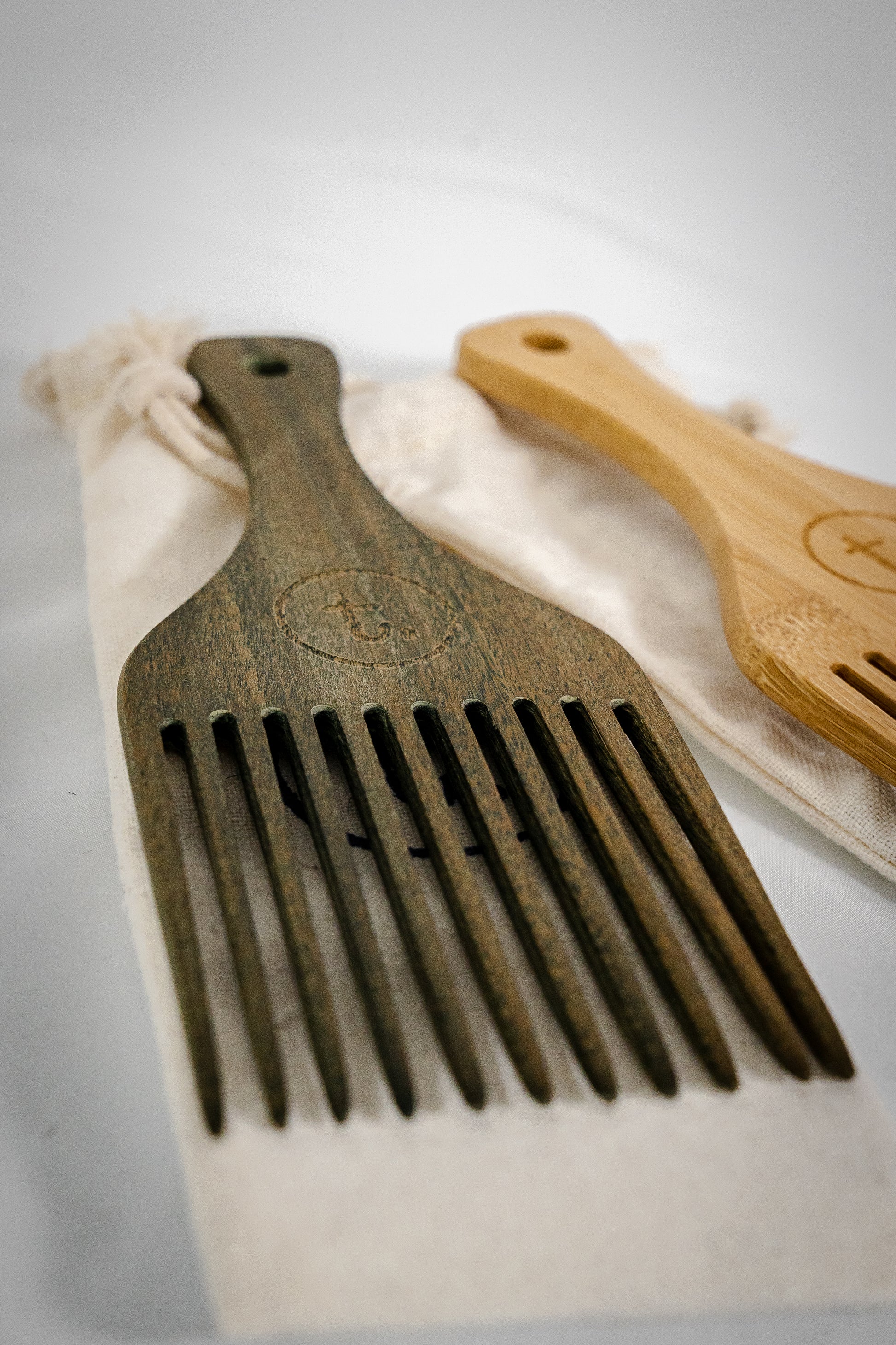 Dark Wood Beard Comb - Quality Beard Combs - TONSOR